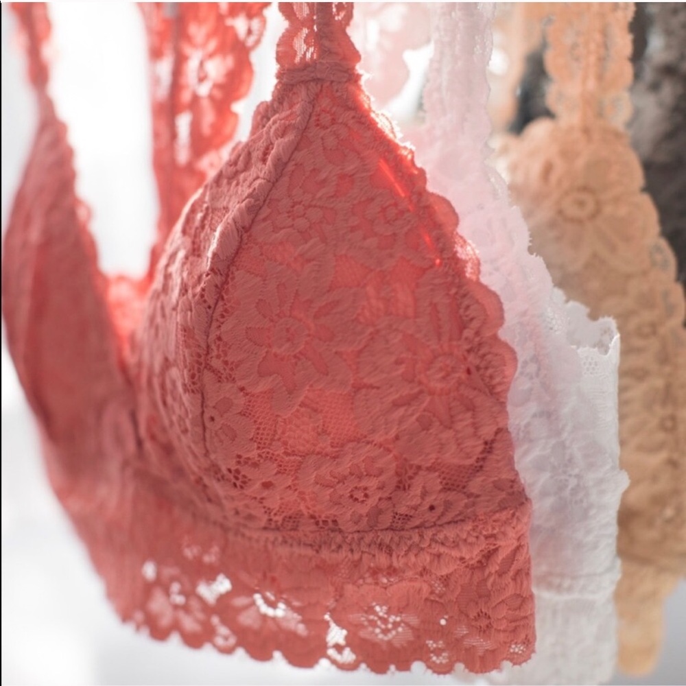 Lex Lace Bralette - Picture 5 of 8